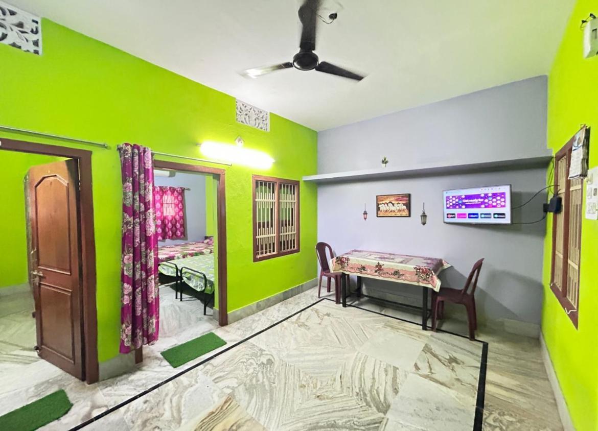 Shree Nivas Homestay Puri Exterior photo